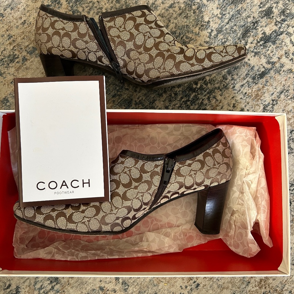 Coach Daphne Logo Shoe (Bootie) Size 6